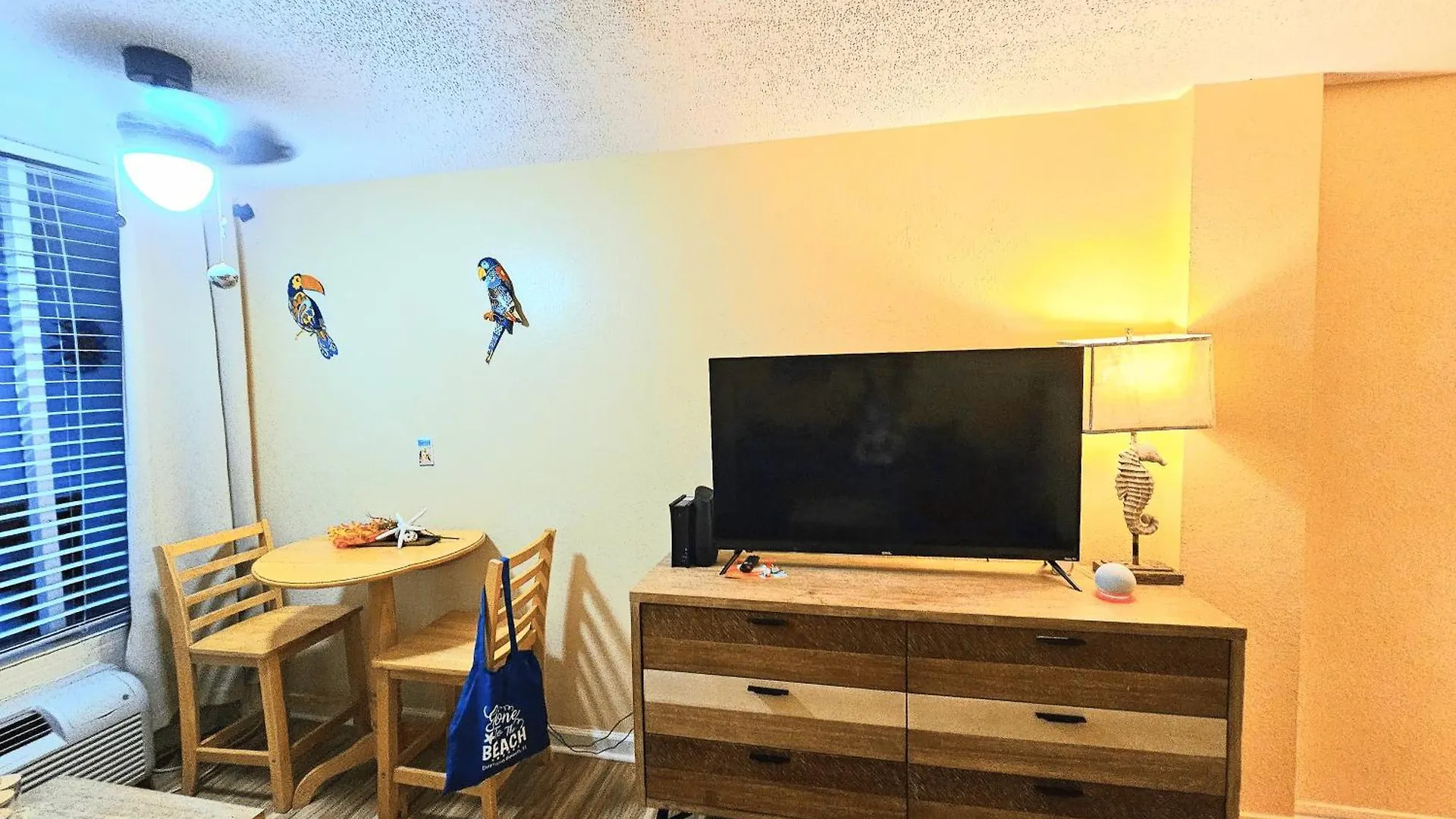 Oceanfront Escape With Balcony And Heated Salt Water Pool Sleeps 4 Aparthotel Daytona Beach 0*,  United States